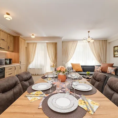 Apartamento Deluxe And Garden Varna